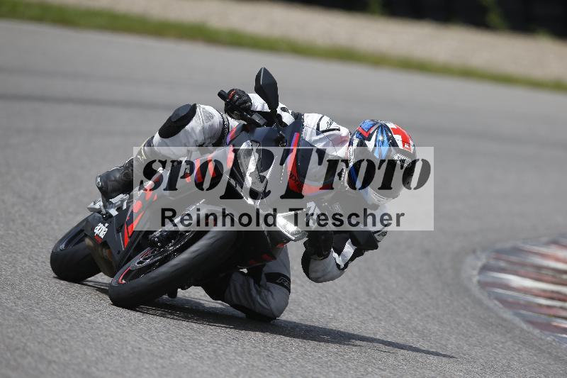 /Archiv-2024/29 12.06.2024 MOTO.CH Track Day ADR/Gruppe rot/15